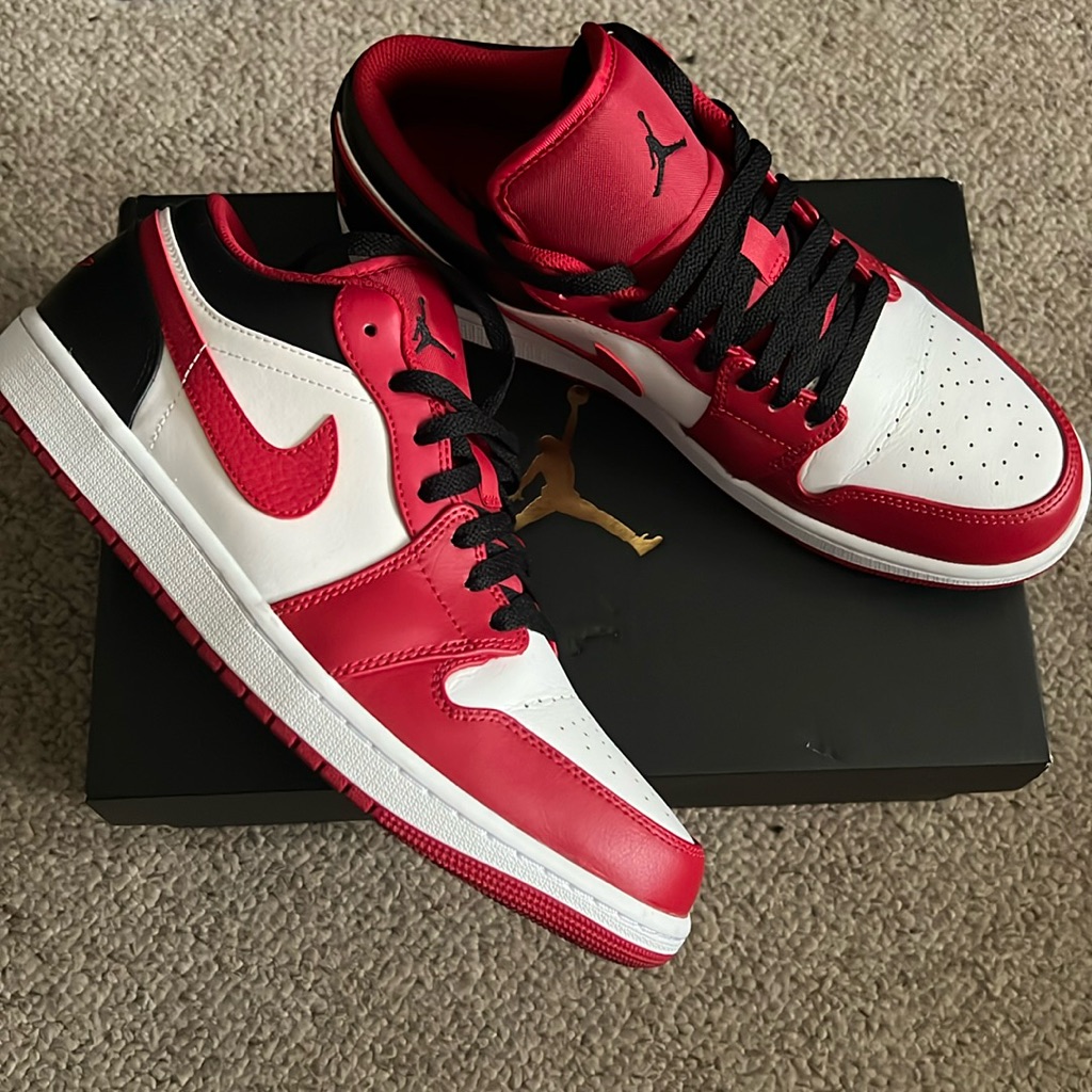Air Jordan 1 Low
